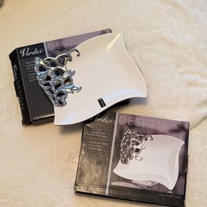 Verdici White and Silver Decorative Plate Set